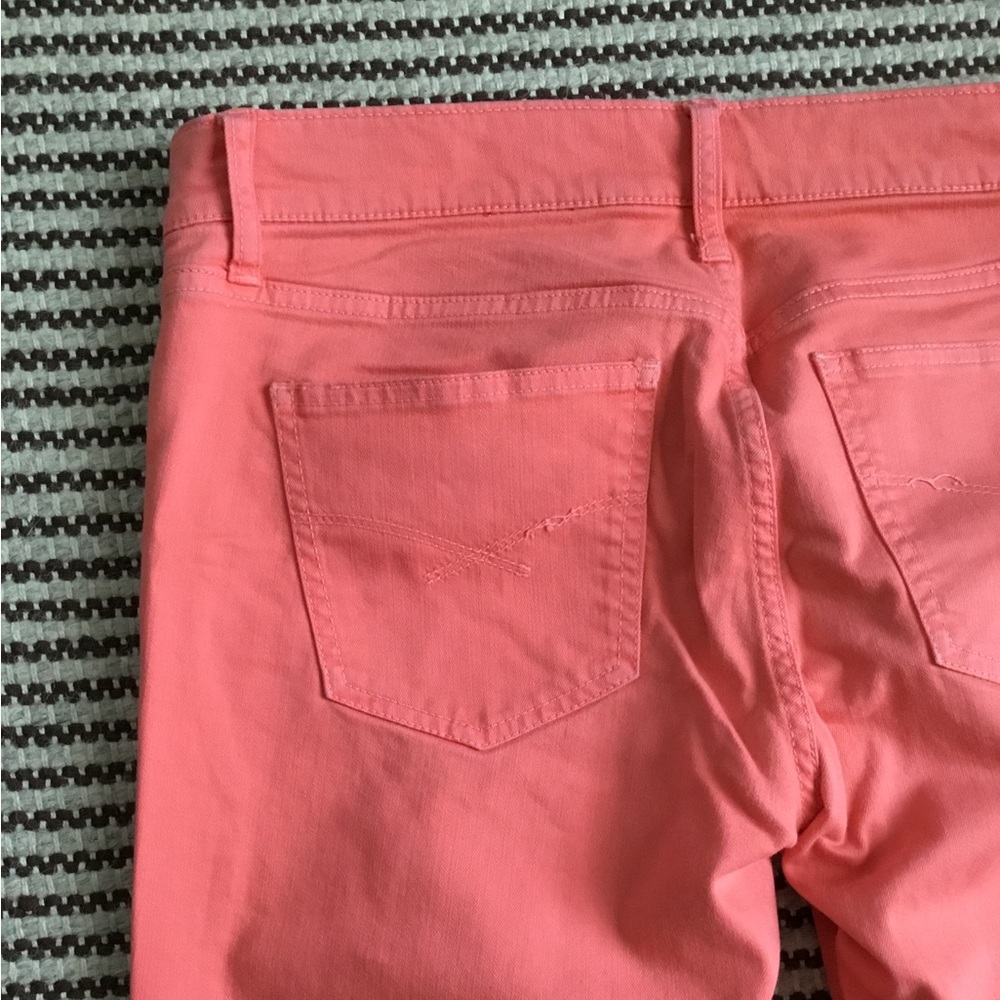 GAP - Picture 7 of 16